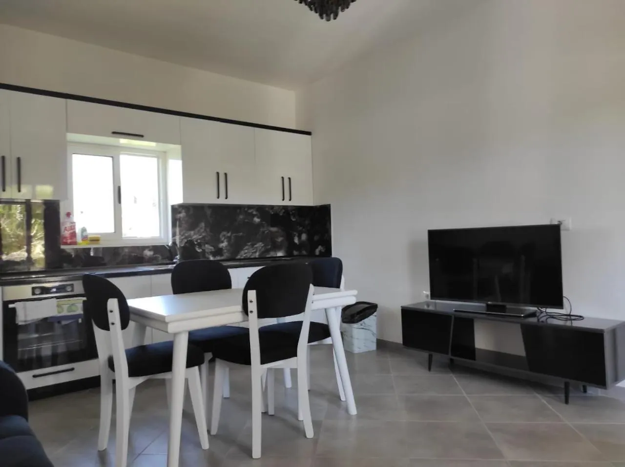 Amara Home Velipojë 阿尔巴尼亚